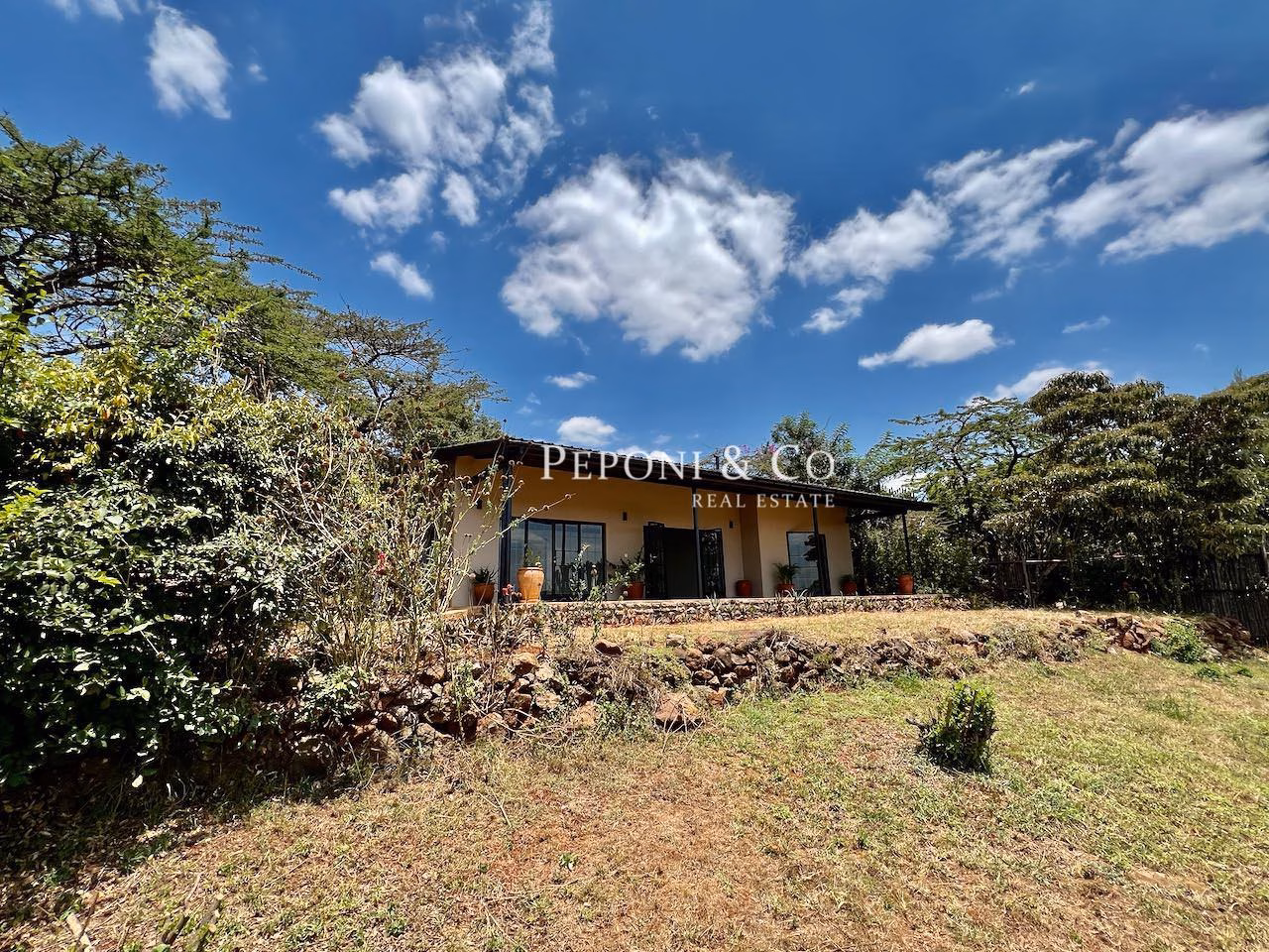 Stunning cottage overlooking the Nairobi National Park